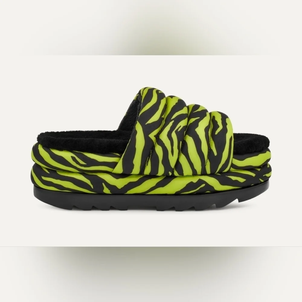 🔥NWOT | UGG Maxi Slide Tiger Print, Size 8